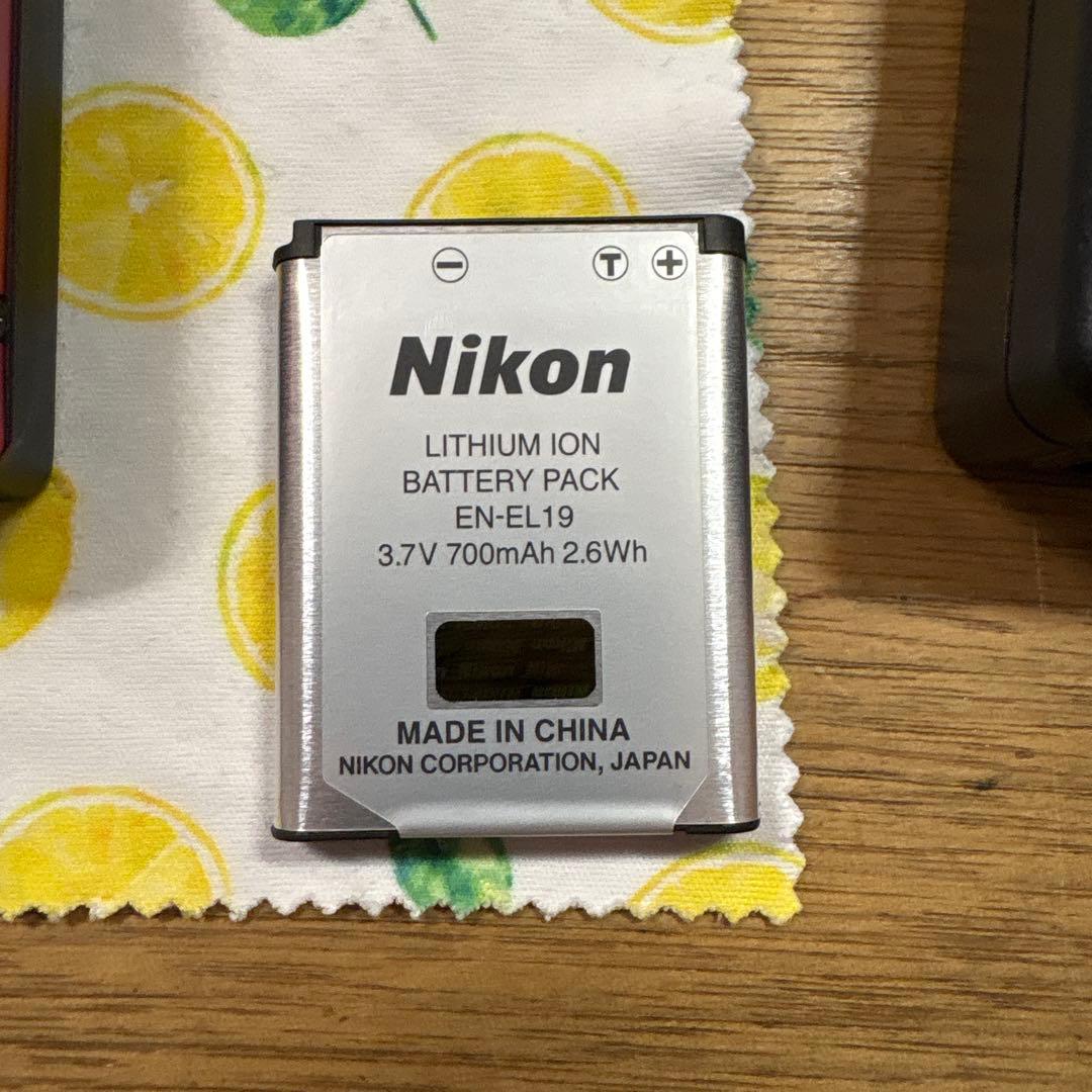 【極美品】NIKON COOLPIX A100 レッド 希少