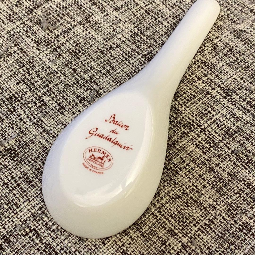 【新品未使用】エルメス　れんげ　スプーン　ホワイト　ガダルキヴィール　食器