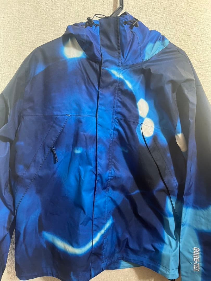 は*す様 supreme dmx gore-tex