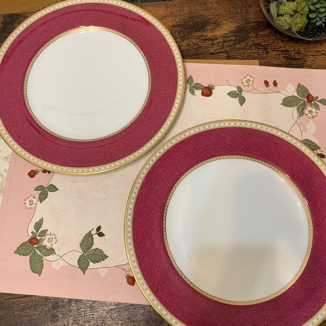 未使用　ウェッジウッド ユーランダー　パウダールビー　27cmディナープレート