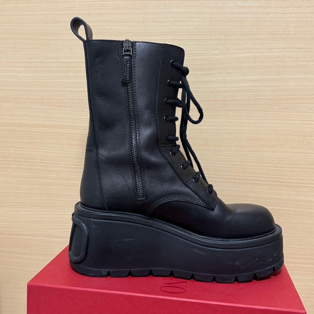 valentino ヴァレンティノ　Vロゴ　厚底　レースアップブーツ