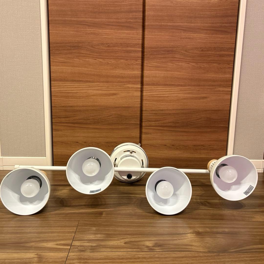 ニトリ　シーリングライト　メストロ　4RC WH