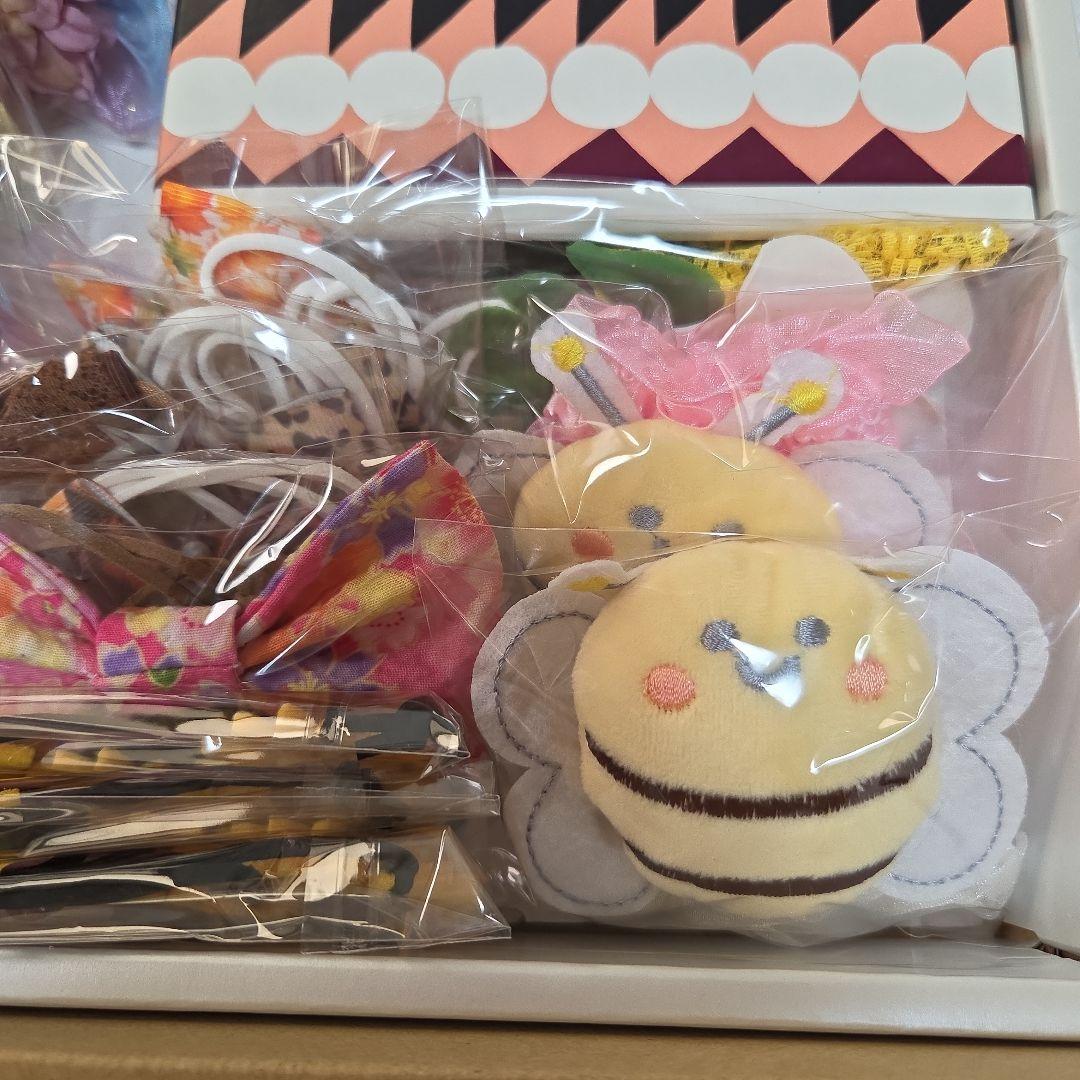 カラフルな犬用ネックアクセサリーセット