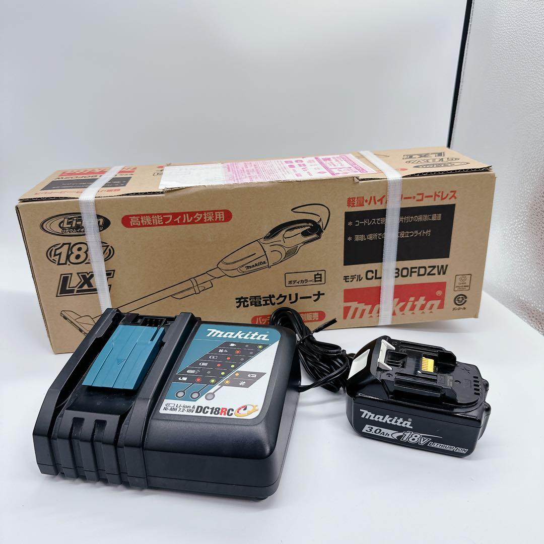 本体未使用品★Makita 充電式掃除機 CL180FDZW バッテリー付き