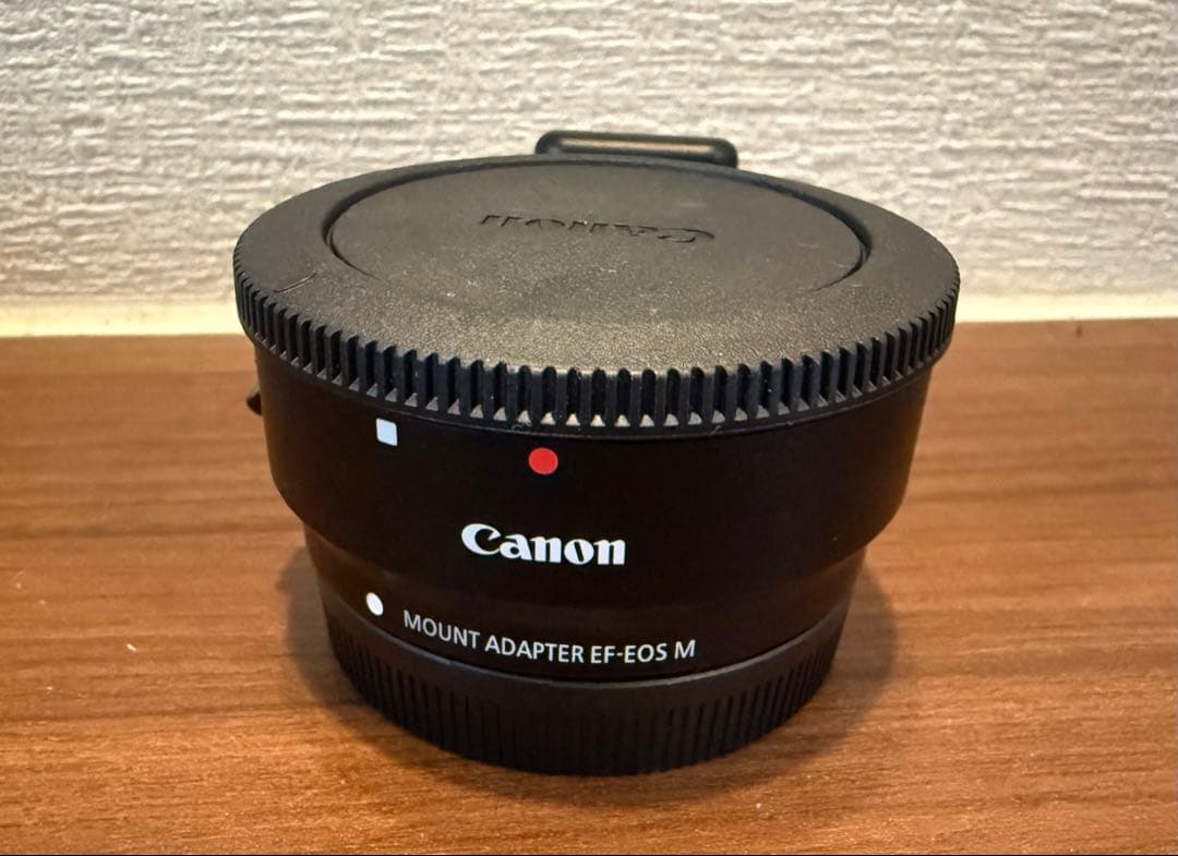 Canon EOS Kiss M ミラーレス一眼 本体レンズキット