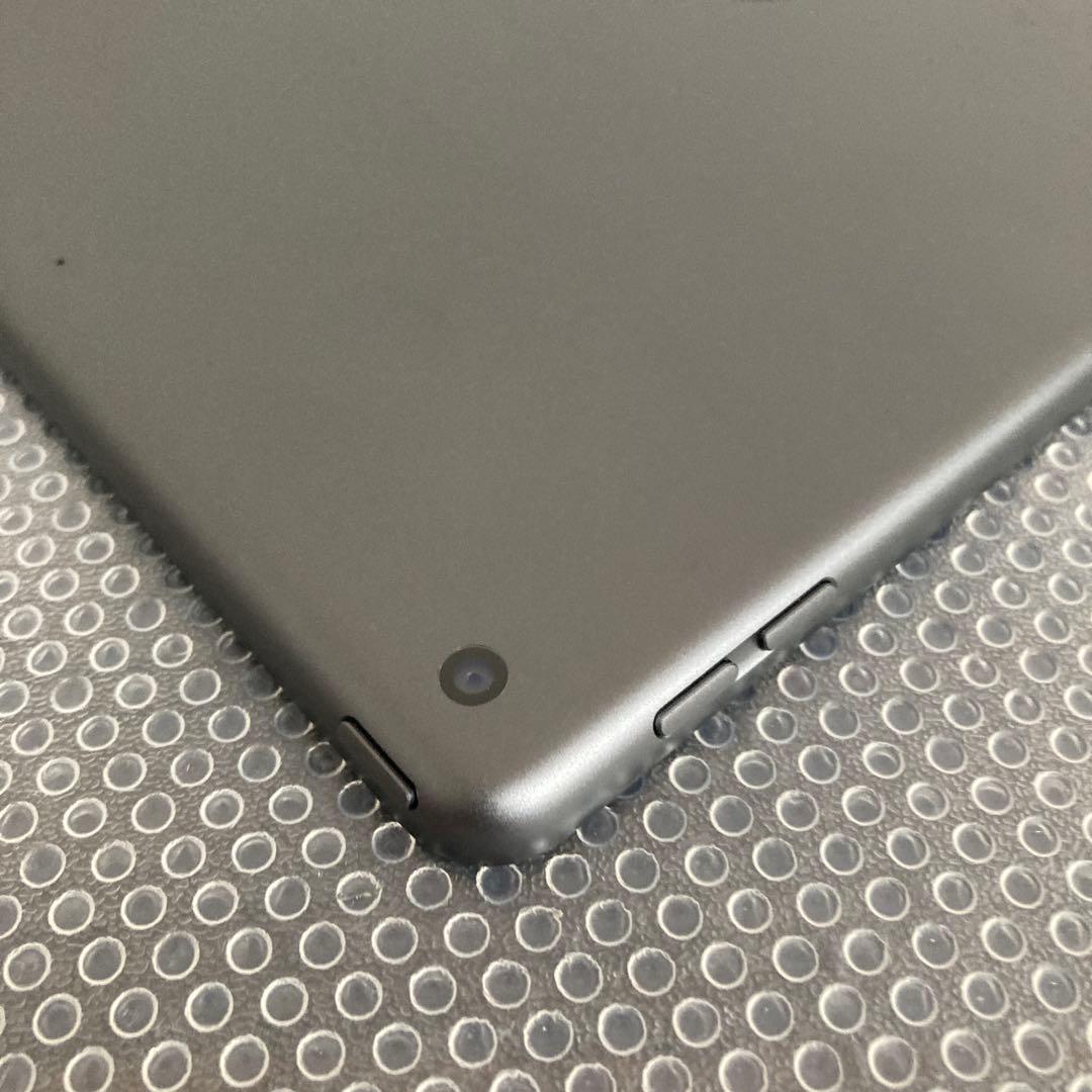 2822【早い者勝ち】電池最良好☆iPad7第7世代 32GB WIFIモデル☆