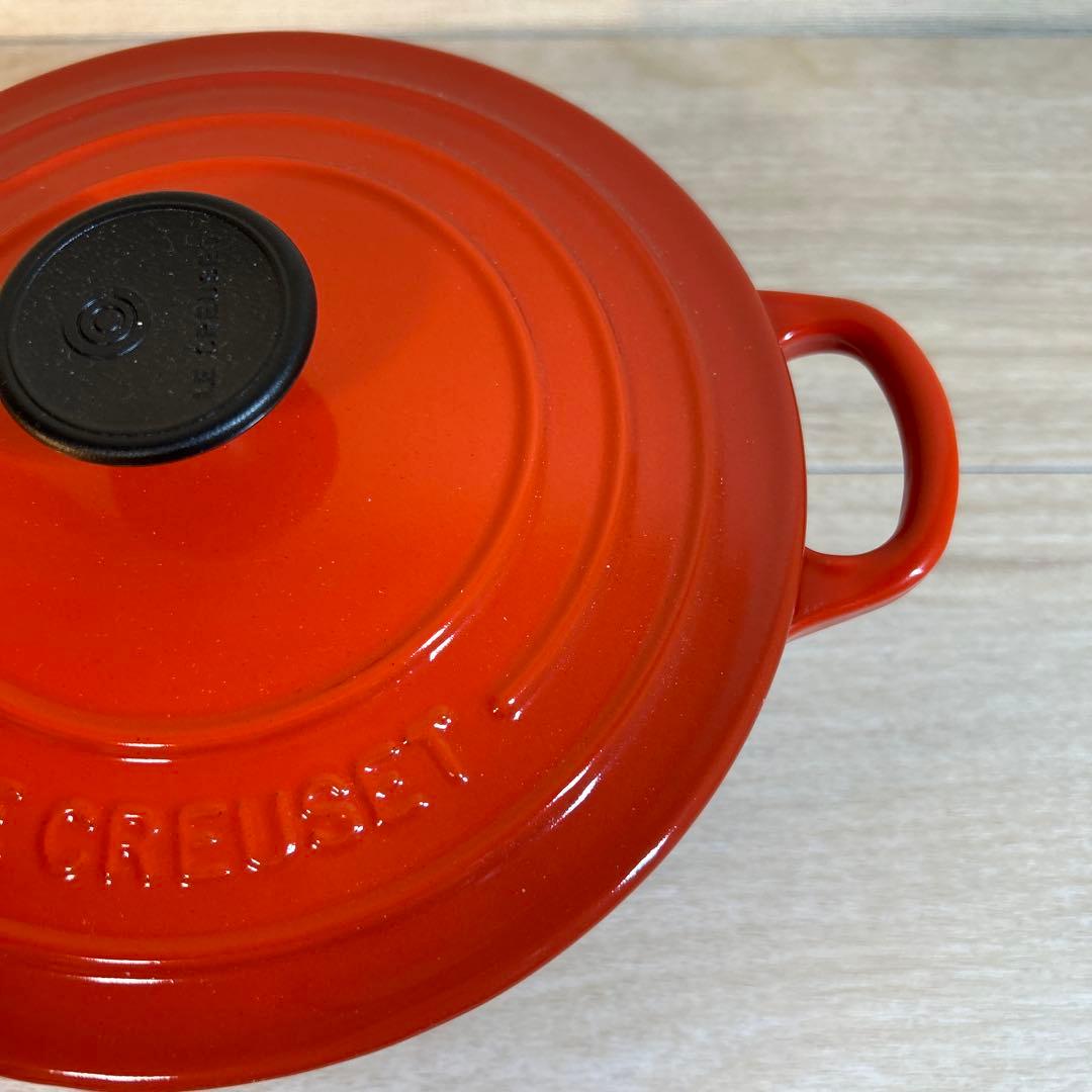 ルクルーゼ　ココットロンド　18cm チリレッド レッド　両手鍋　鍋