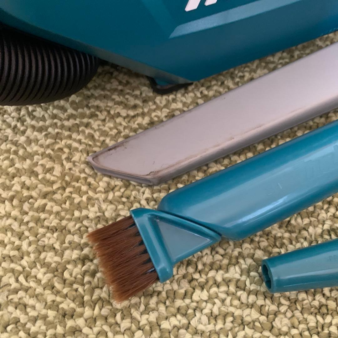 Makita ハンディクリーナー 本体 交換用フィルター付き