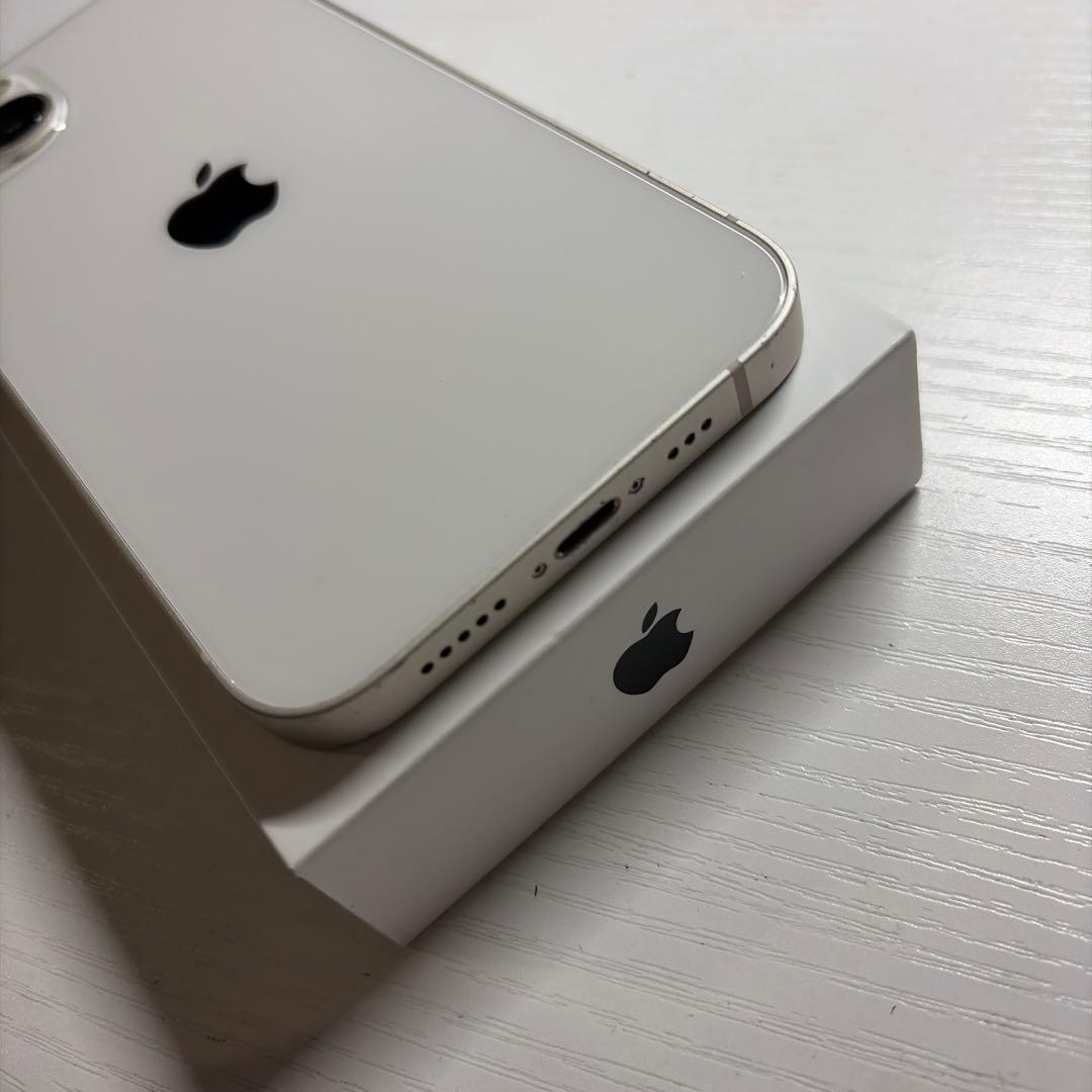 iPhone13 128GB スターライト SIMフリー 美品