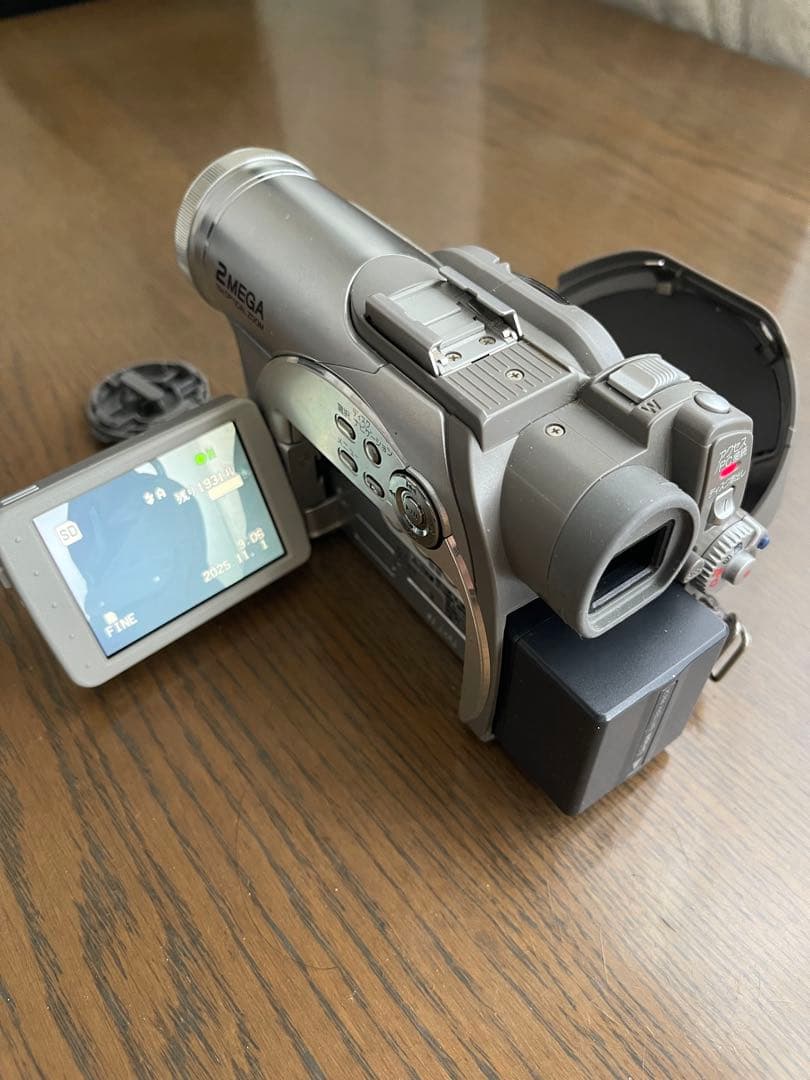 Panasonic VDR-M95 ビデオカメラ