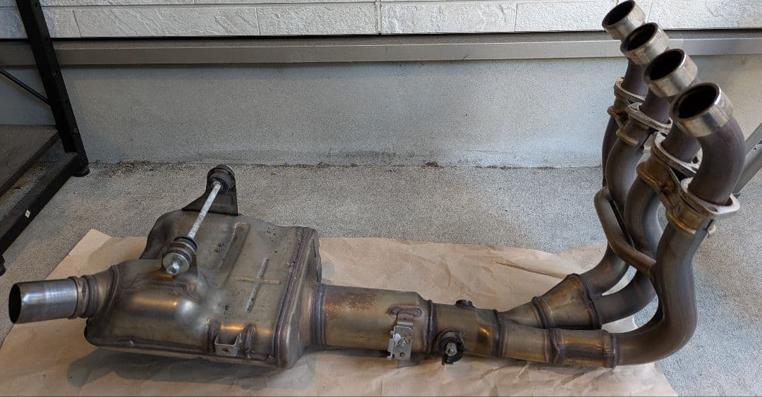 GSX−s1000純正マフラー (エキパイ、サイレンサー、ヒートガード)