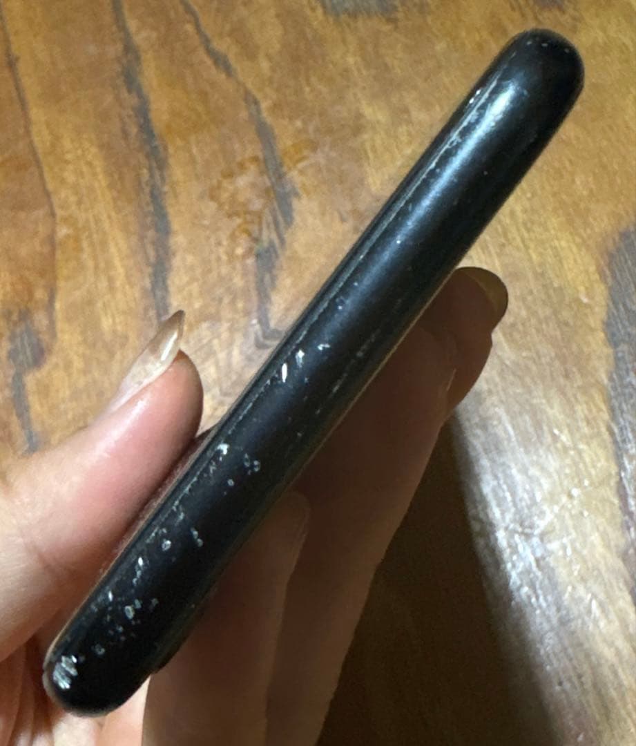 Apple iPhone SE (第2世代) 黒　本体　充電コード　箱