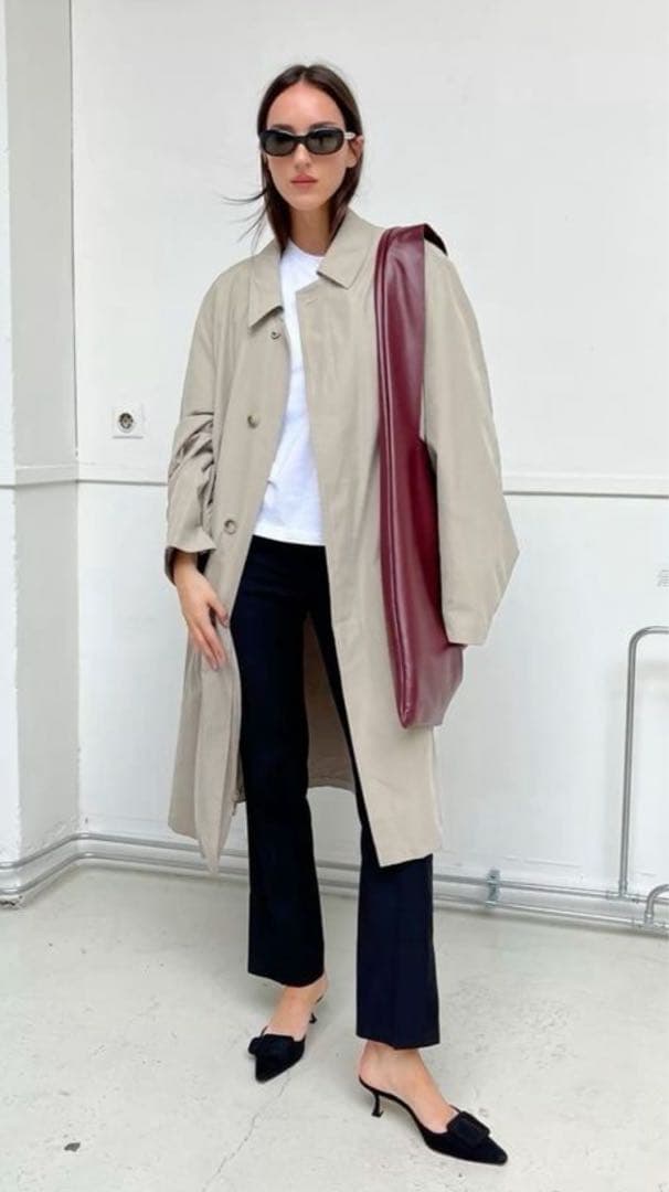 美品　MANOLOBLAHNIK マノロブラニク メイセール　ブラック　37