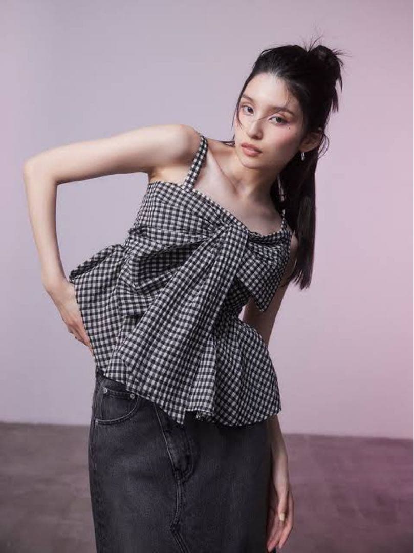 タグ付きFRAY I.D ペプラムリボントップス