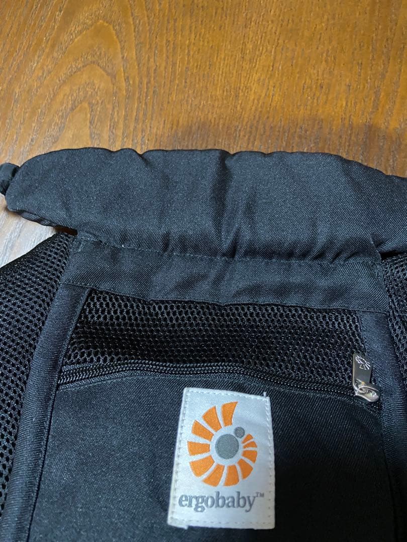 美品　エルゴベビー アダプトベビーキャリア　抱っこ紐 ブラック