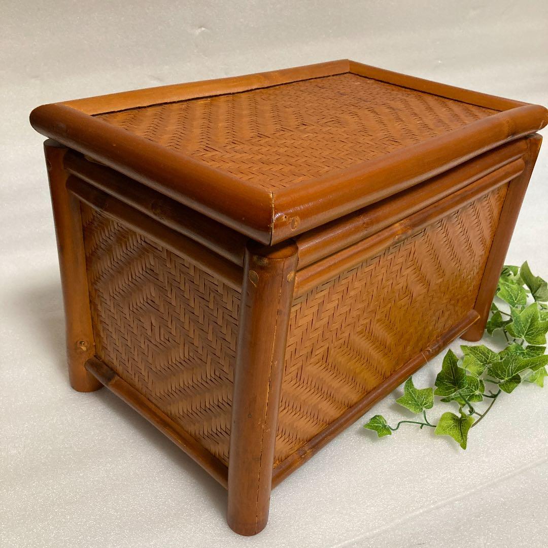 昭和レトロ　竹かご籠 網代　竹籠ボックス　竹籠バスケットアンティーク家具　骨董品