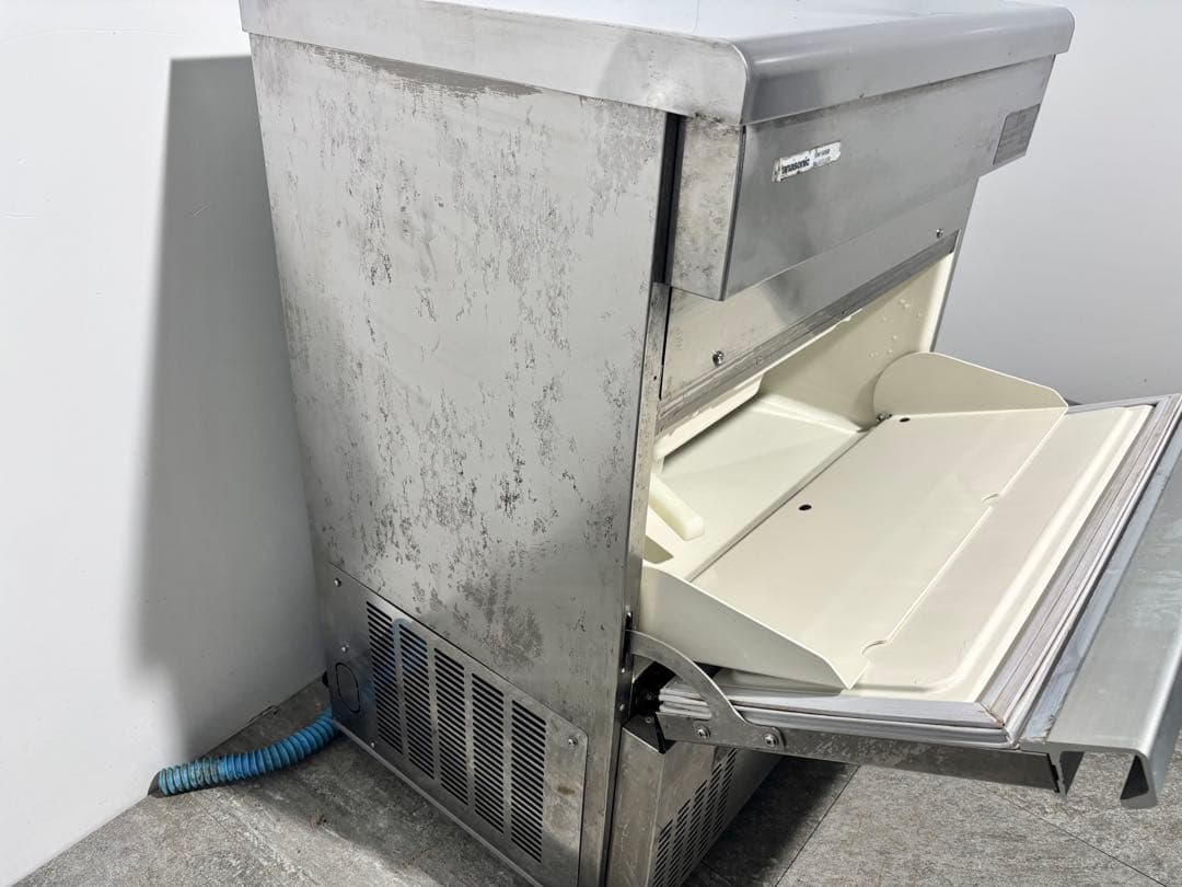 パナソニック業務用製氷機SIM-S4500キューブアイス