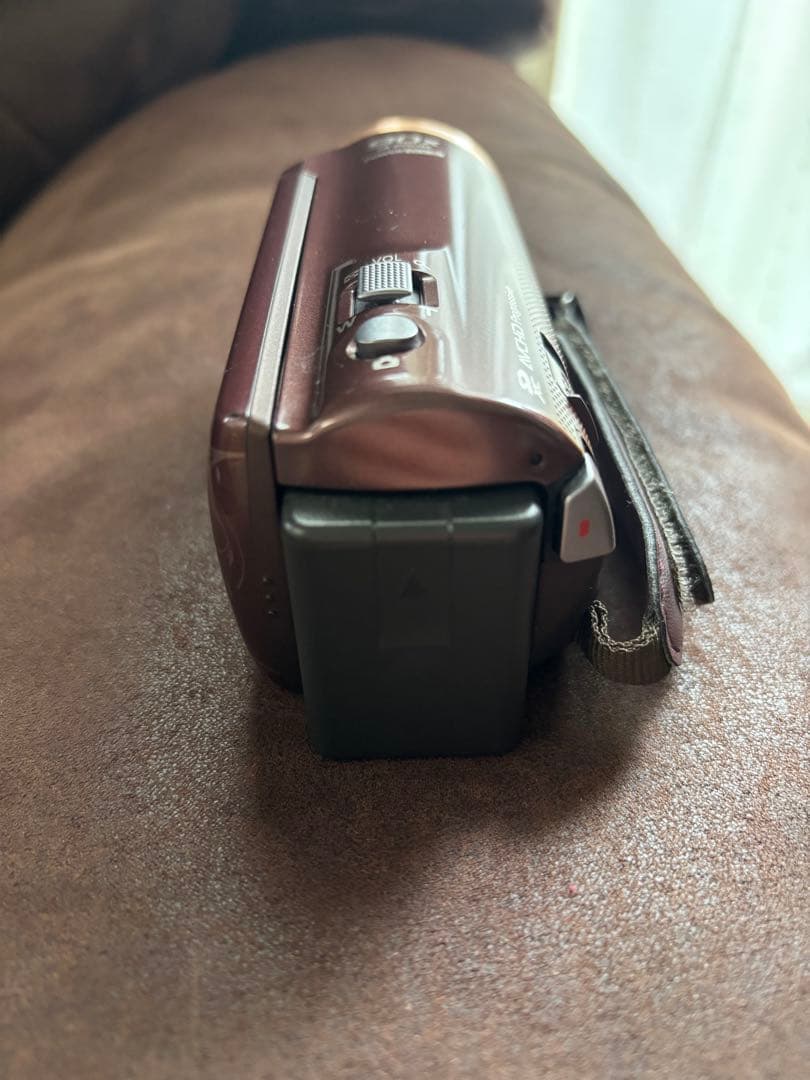 Panasonic HC-Ｖ330MフルHDビデオカメラ 本体