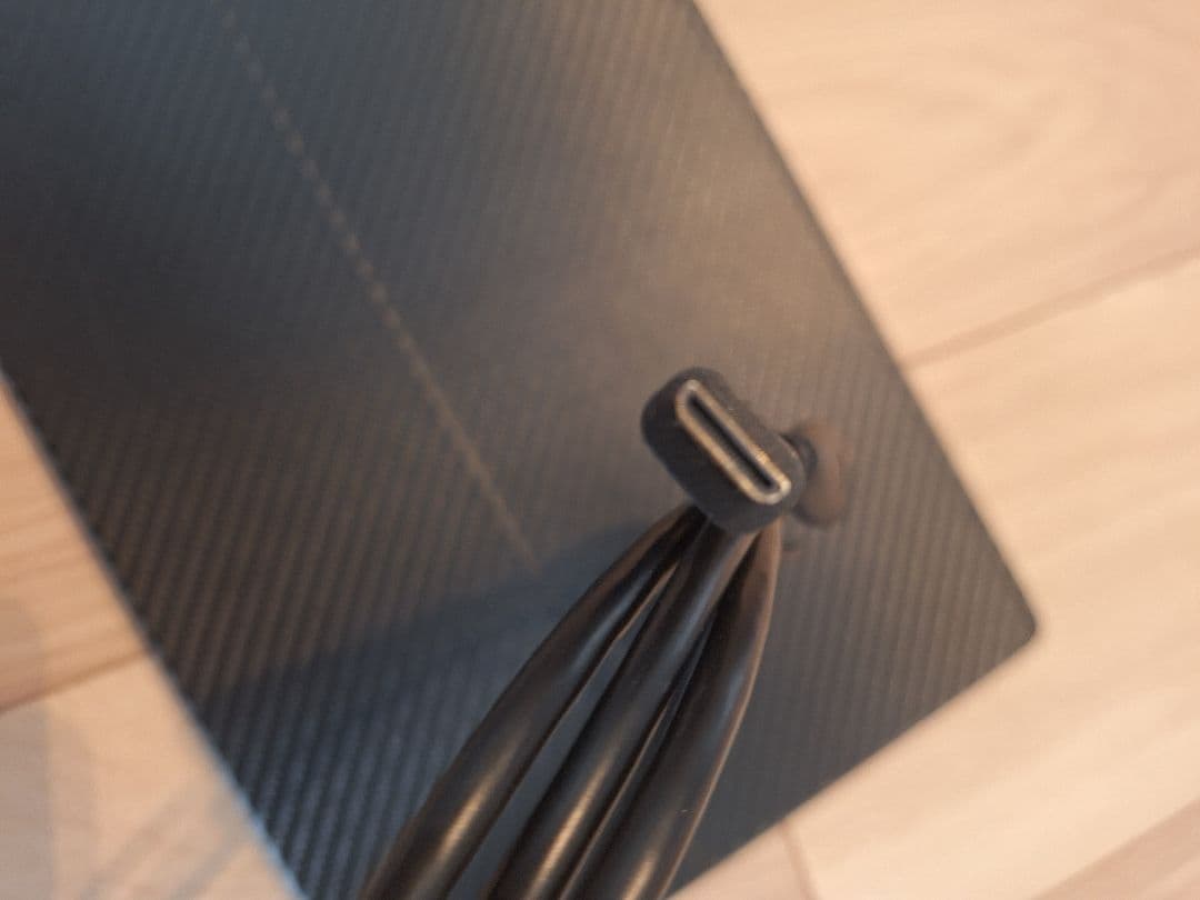 UNIQ Prometheus Monitor 14インチ IPS液晶