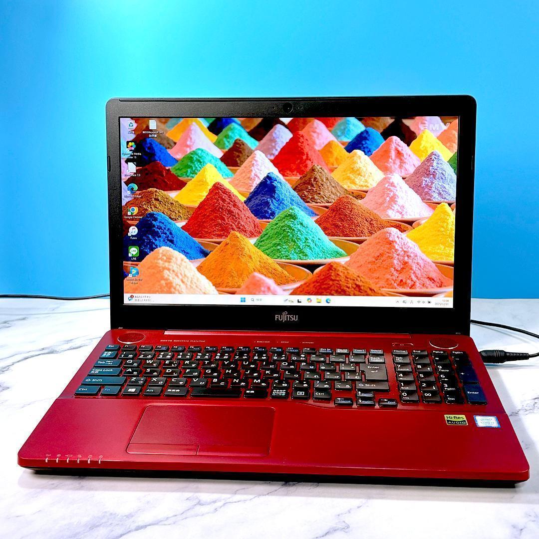 美品レッド！Corei7・メモリ8GB・SSD・ブルーレイ・ノートパソコン