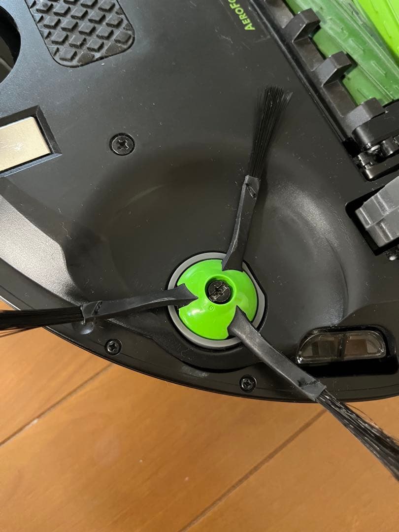 ルンバ i3+ 自動ゴミ収集機能付きロボット掃除機本体