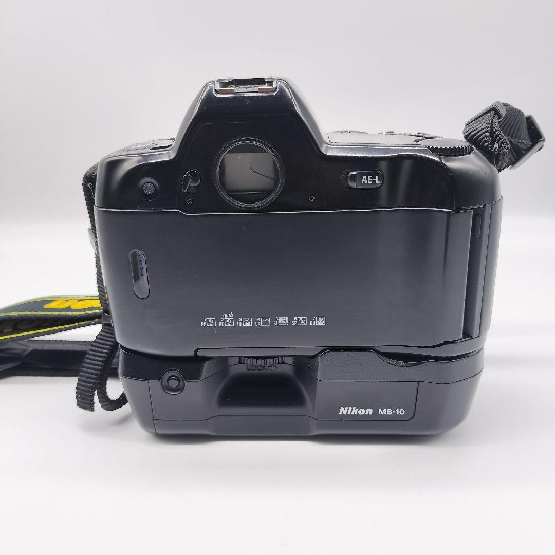 Nikon F90X MB-10バッテリーパック付き