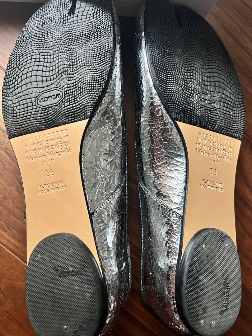 Maison Margiela Tabi マルジェラ　タビ EU36 メタリック