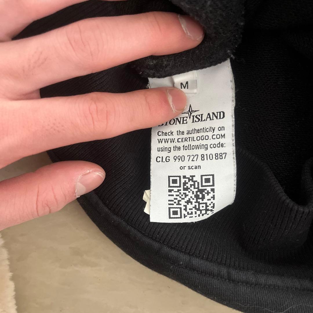 Stone  黒 長袖トレーナー