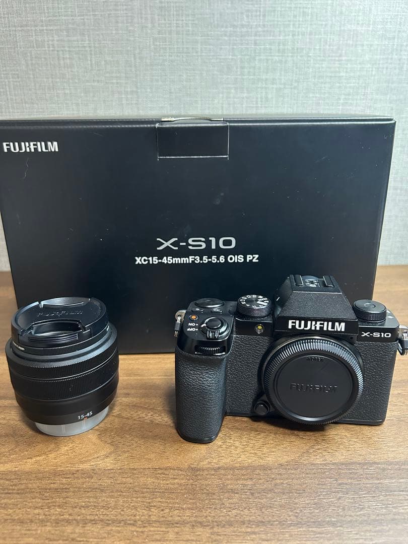 Fujifilm X-S10 デジタル一眼レフ カメラ