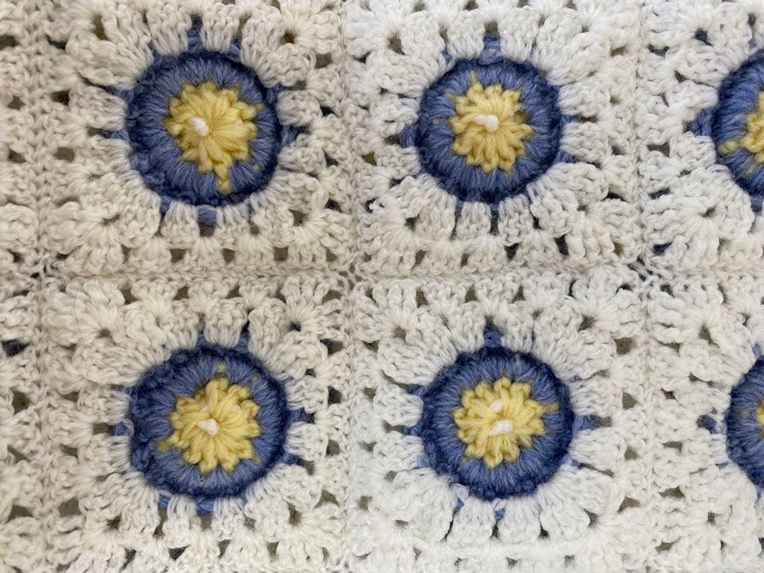 モチーフ編みマルチカバー　大判サイズ