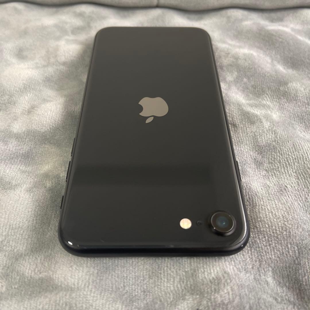 【美品】iPhoneSE (第2世代) ブラック バッテリー85% SIMフリー