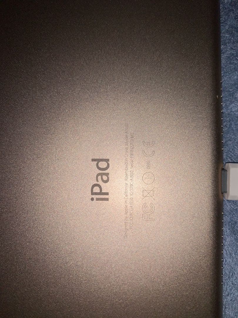 【当日発送】Apple iPad mini 第4世代　16GB本体 ゴールド