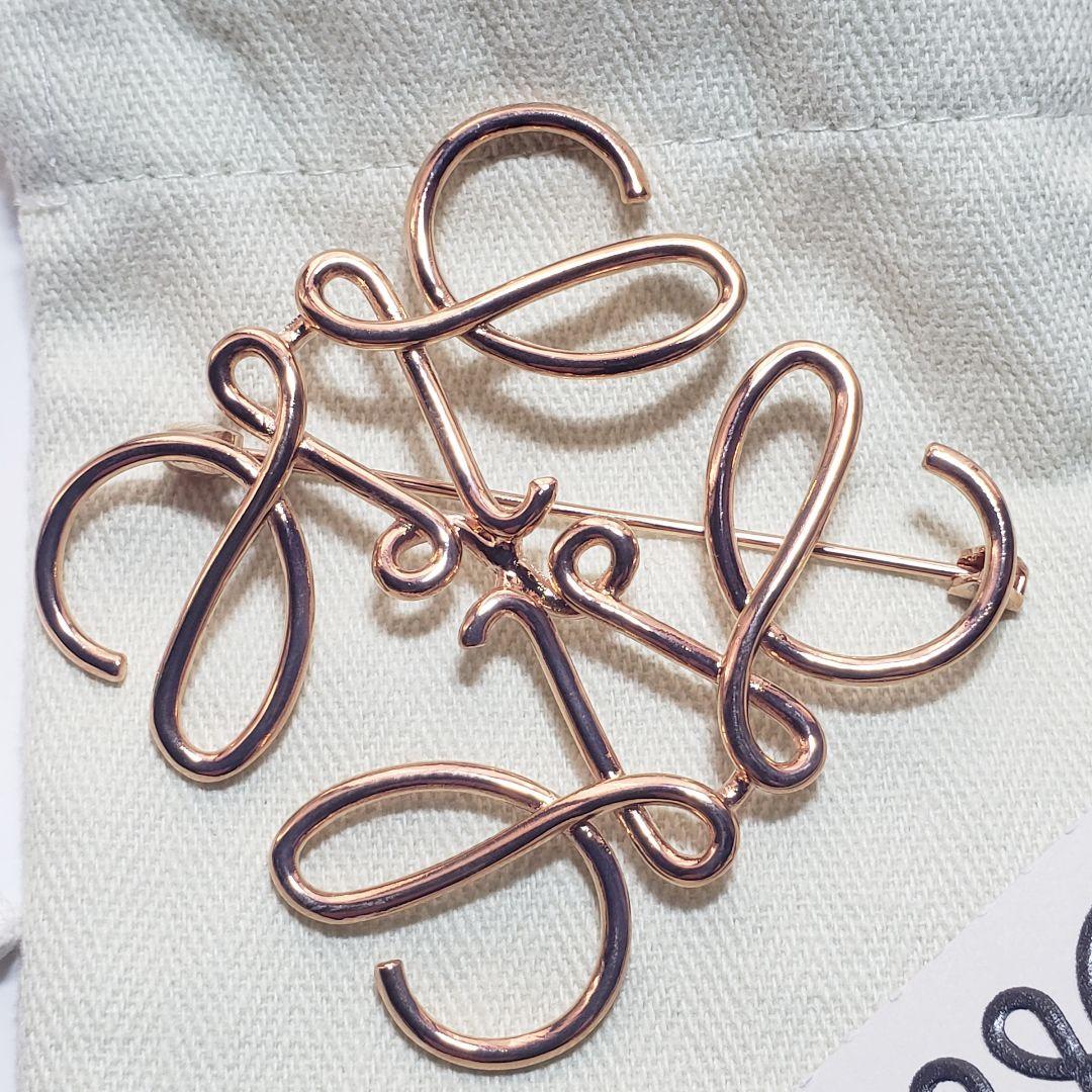 新品同様 LOEWE アナグラムローズゴールド ブローチ ピンクゴールド ロエベ