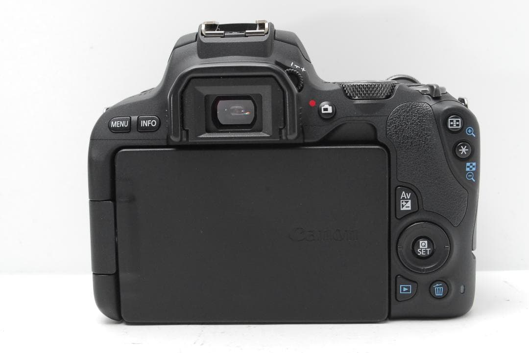 【新品級美品】Canon Kiss X9　ダブルレンズ　WiFI搭載　直感的撮影