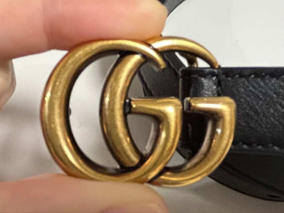 GUCCI ロゴ ブラックレザーベルト