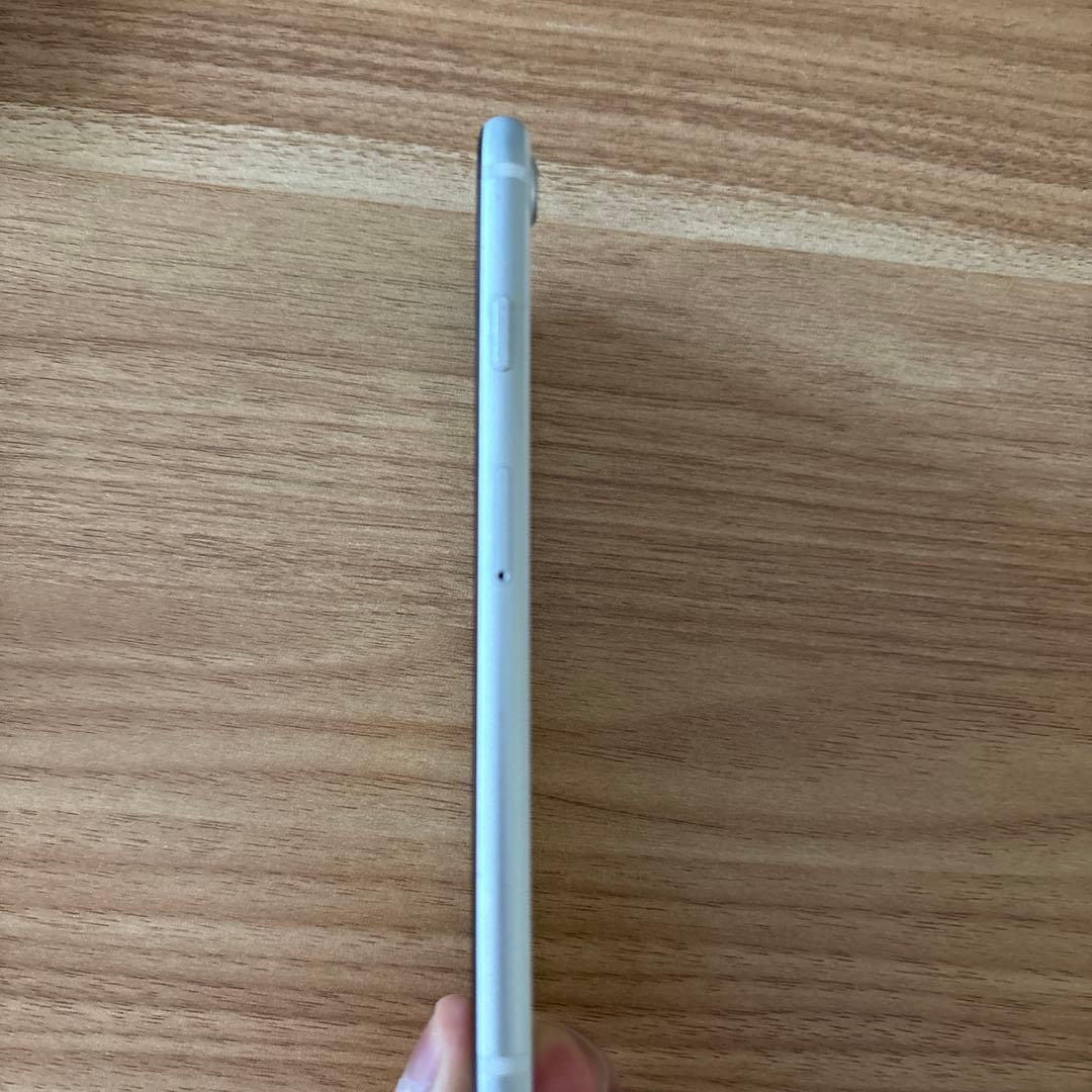 Apple iPhone SE 第2世代 128GB ホワイト SIMフリー