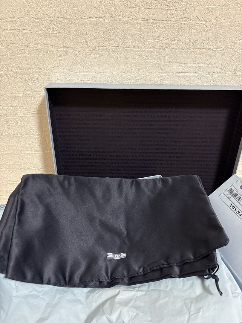 プラダ　ソフトパテッドナッパレザーローファー　サイズ38