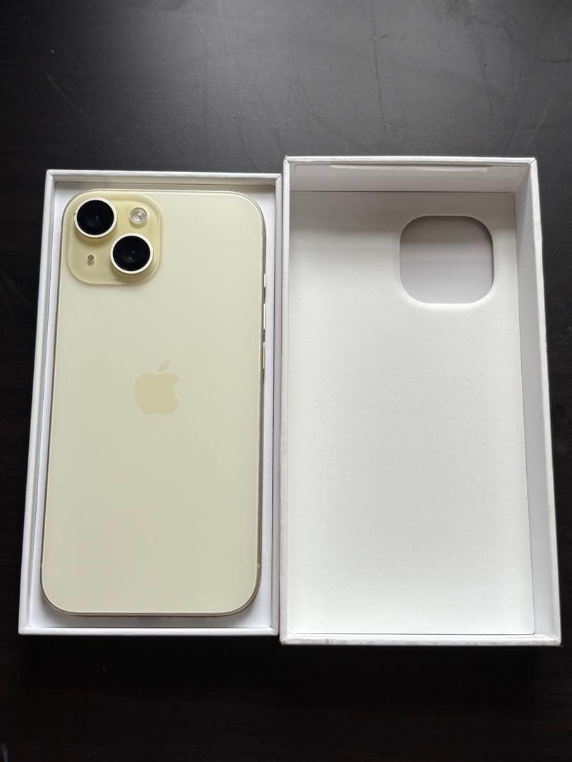 【画面割れ有り】Apple iPhone 15 256GB イエロー 本体