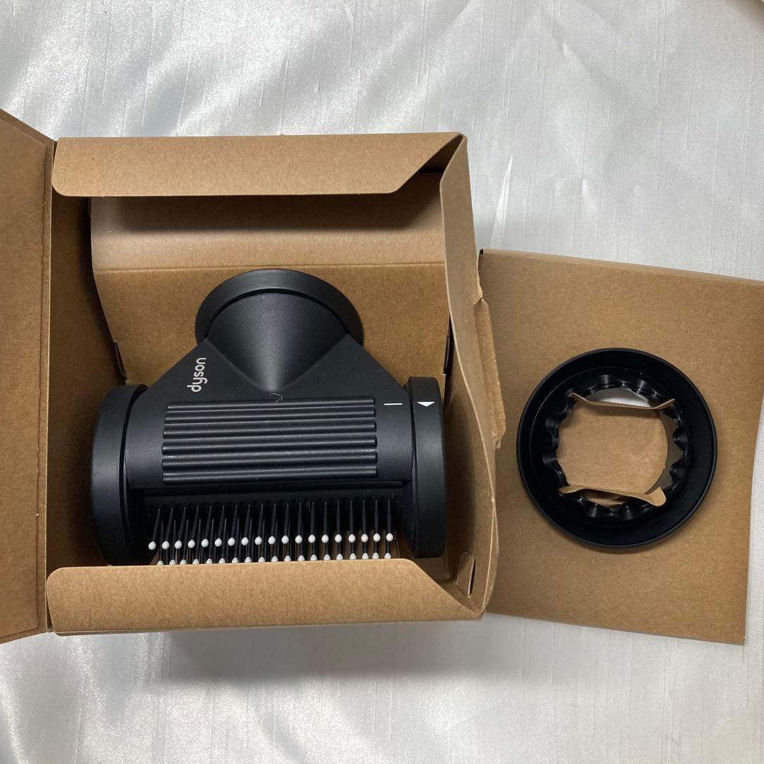 〈未使用品〉ダイソン　ヘアドライヤー　HD16 CPATO