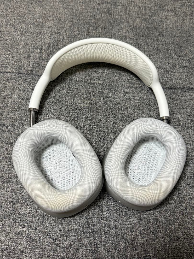 ヘッドホン AirPods Max Silver