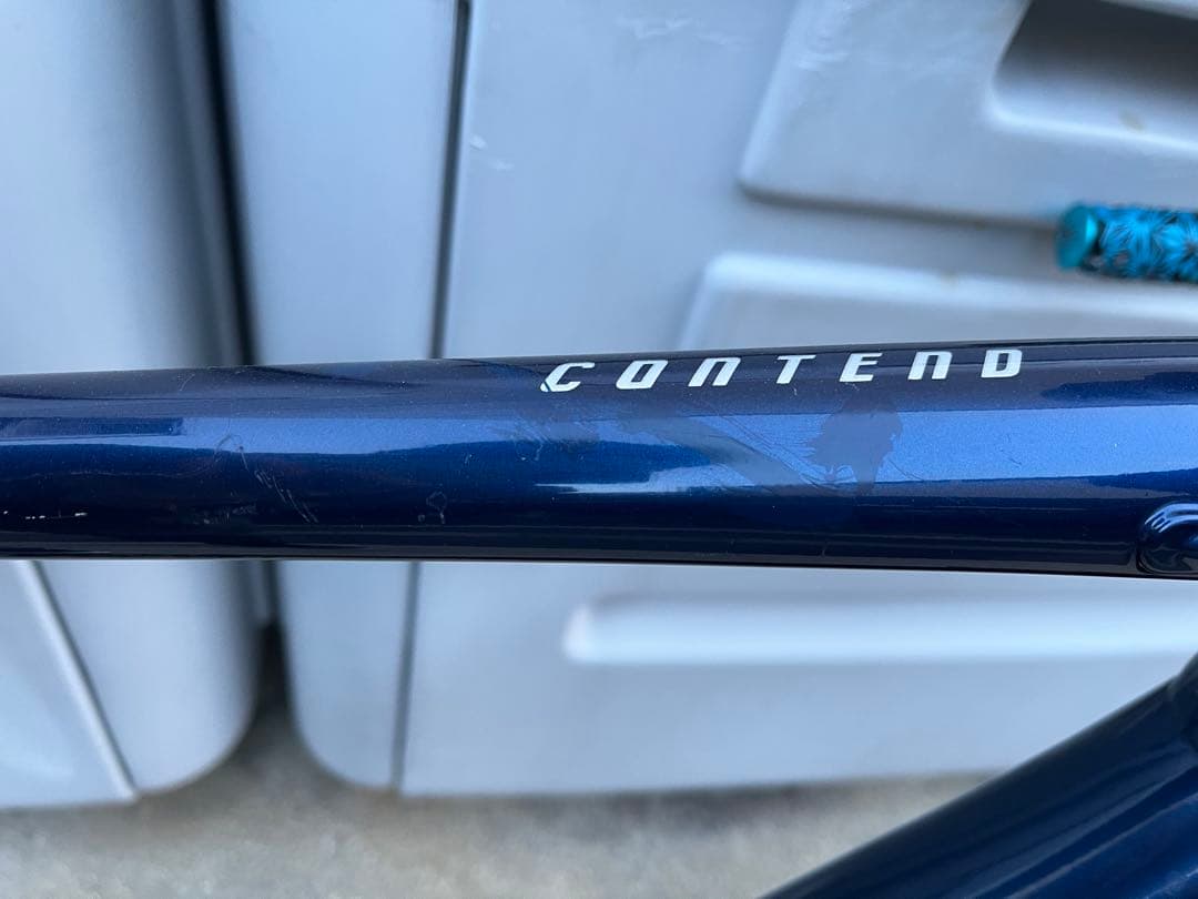 GIANT ロードバイク　CONTEND フルSORA