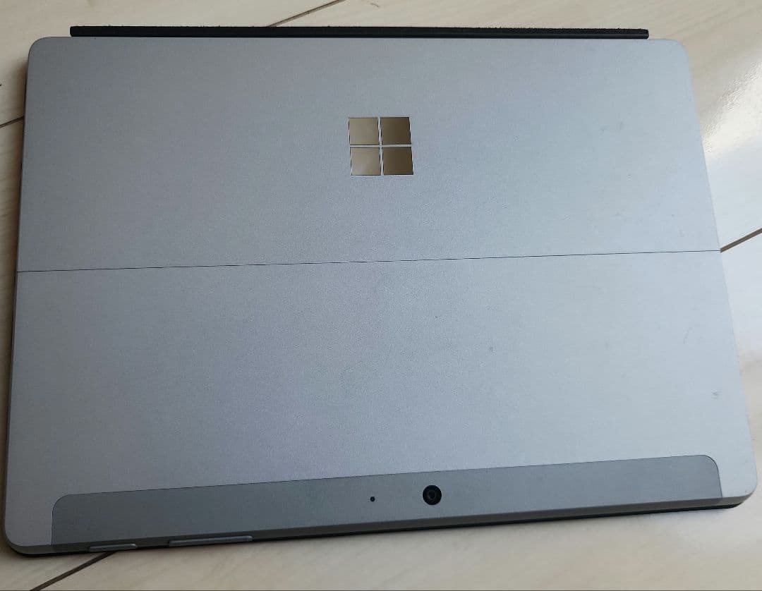 Surfacego4（Office付き、純正キーボード付き）