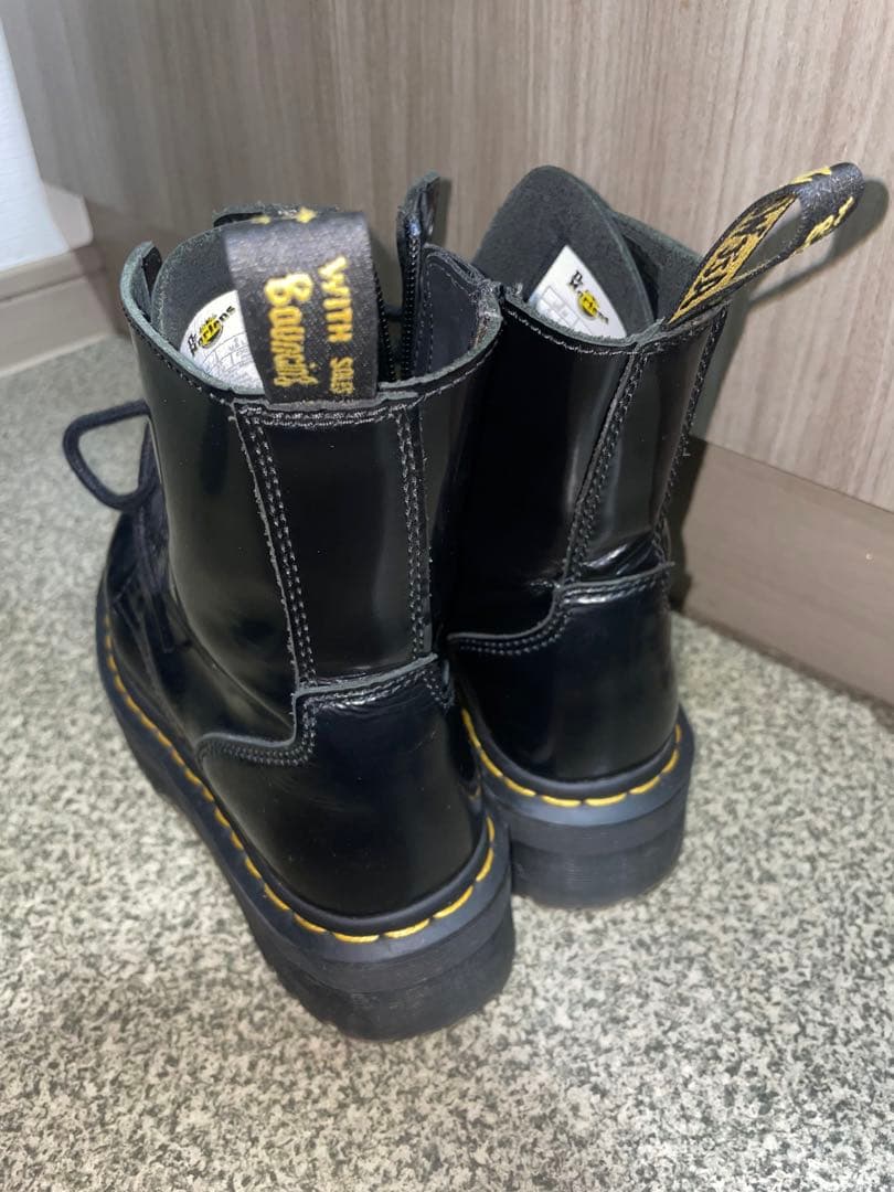 Dr. Martens 8ホールブーツ　23cm BLACK クリーム2種付き