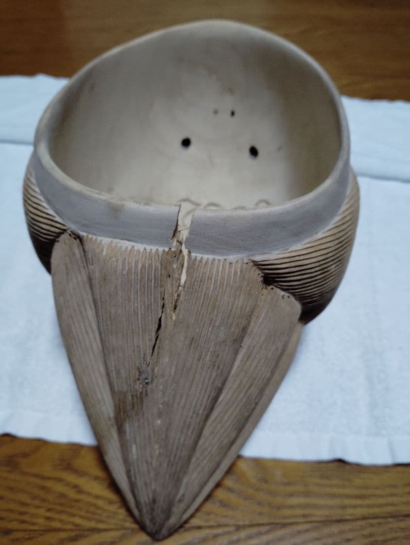 ベナン出身彫刻師　手作りの木製御面　アフリカ彫刻　現代アーティスト　美品　芸術品