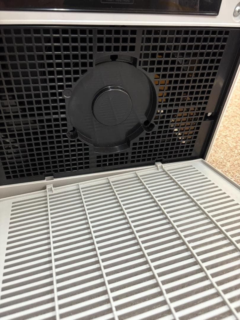 ダイキン 空気清浄機 MCK70YE9-W ホワイト 2022年製