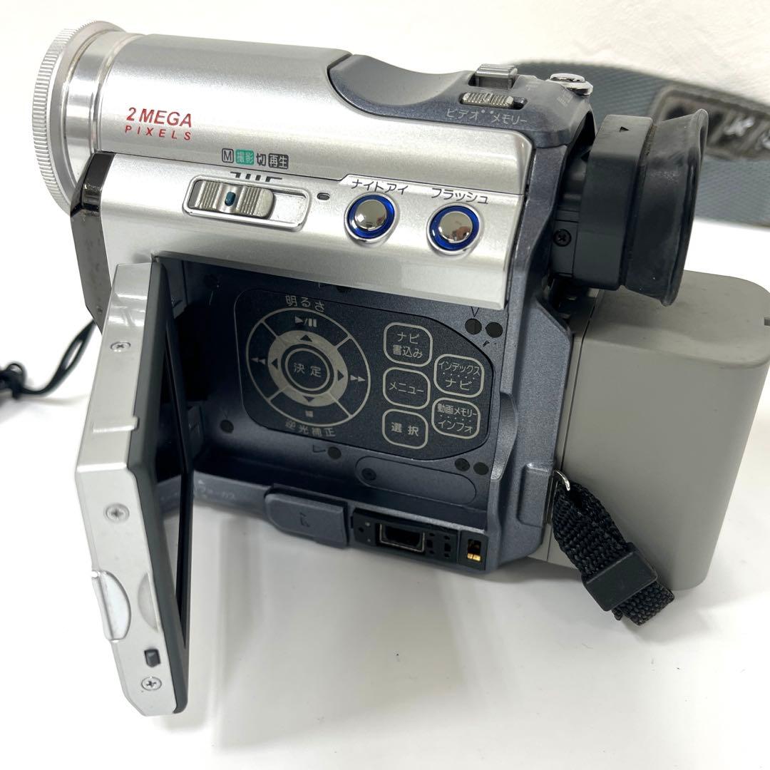 【ジャンク】Victor GR-DZ7 液晶付きデジタルビデオカメラ