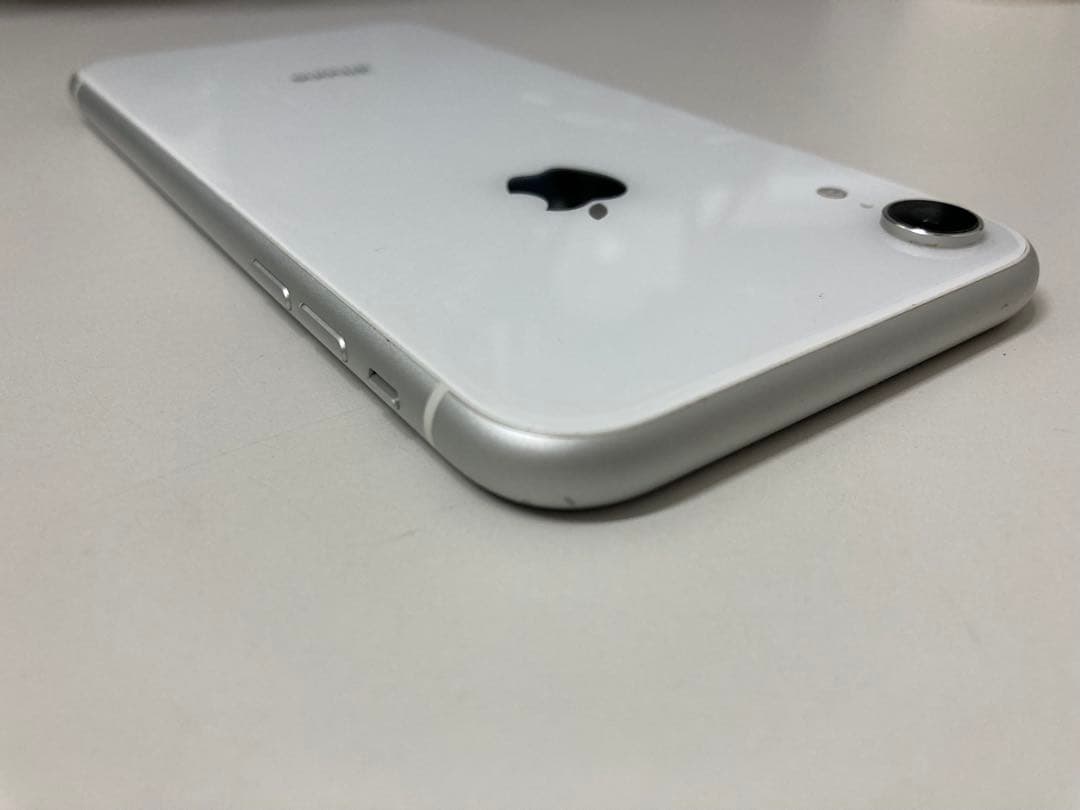 iPhone XR 128GB ホワイト　SIMフリー　K1787