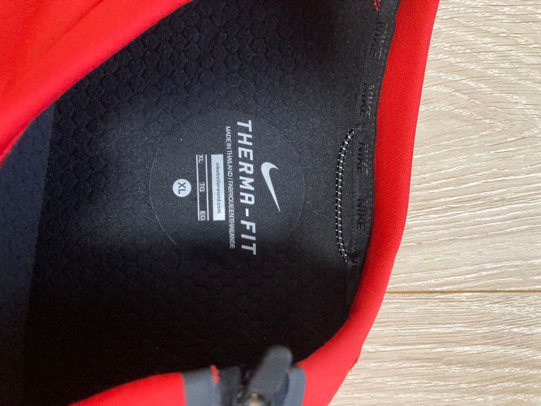 NIKE THERMA-FIT レッドスウェット XL