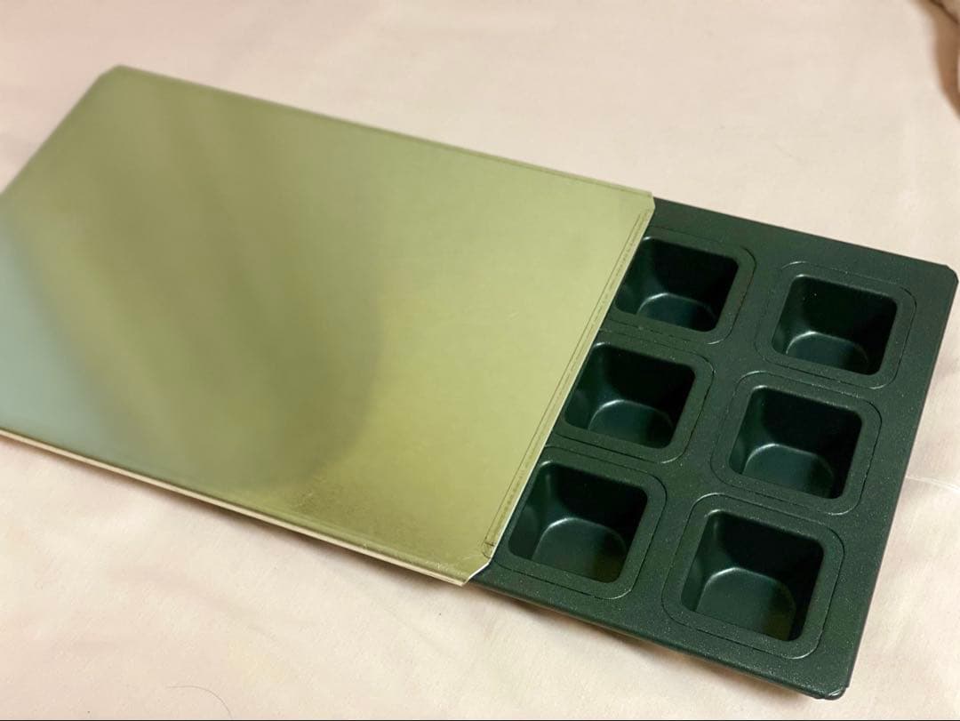 松永製作所メタリックテフロンキューブ型12Pと新品の蓋