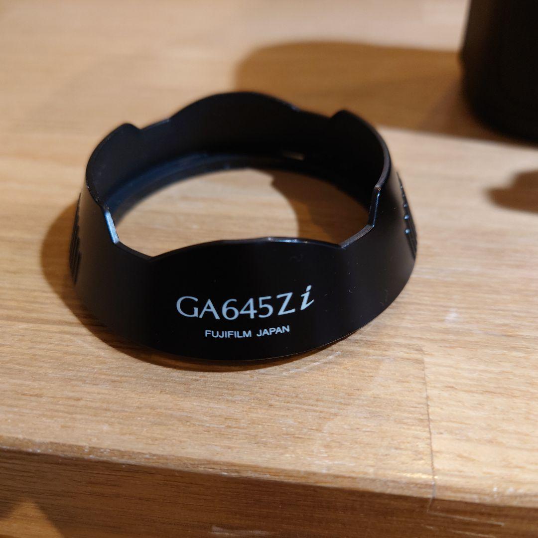 フジフイルム　GA645wi　フード+カバー付き